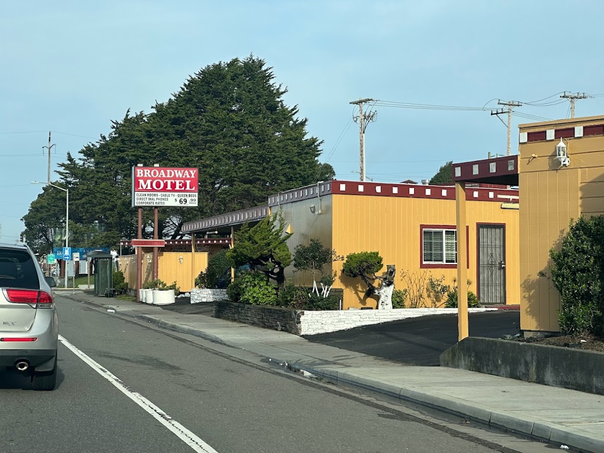 Broadway Motel