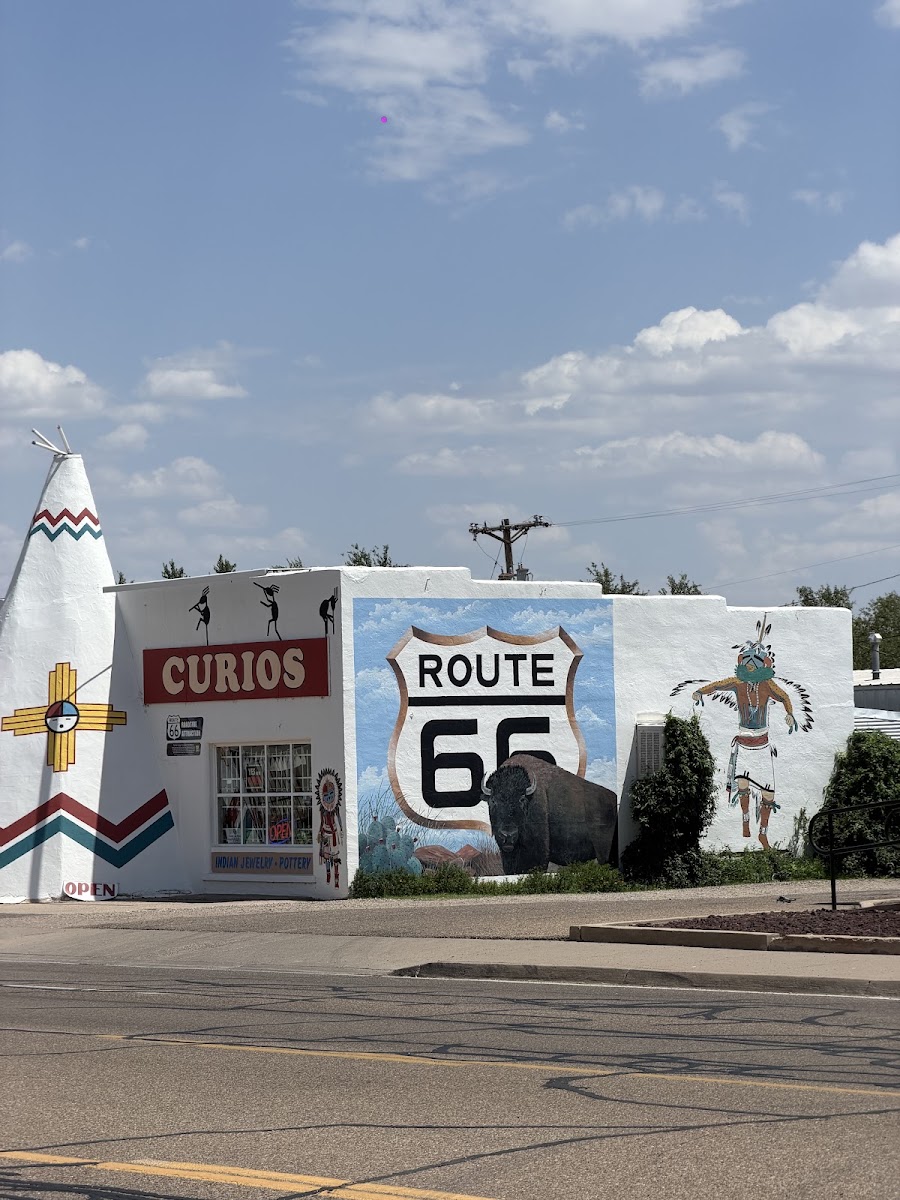 TeePee Curios