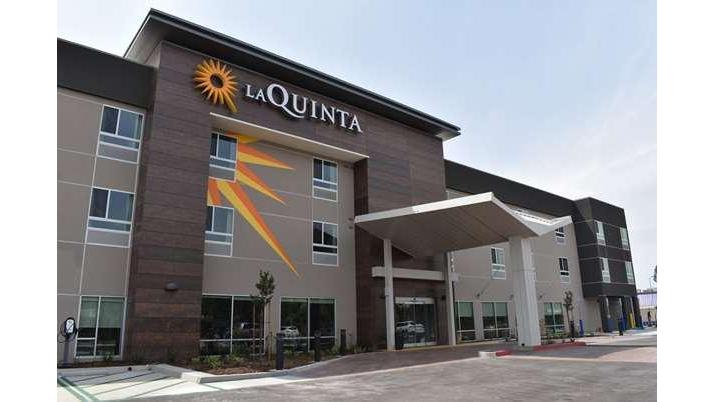 La Quinta Inn & Suites by Wyndham San Bernardino