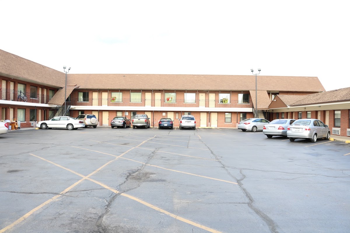 Miami Inn & Suites