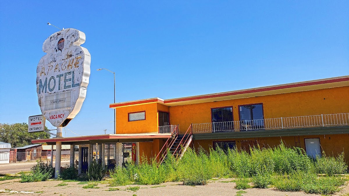 Historic Apache Motel