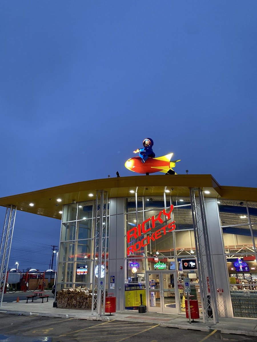 Ricky Rockets Fuel Center