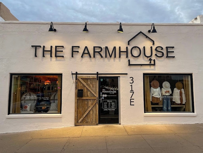 The Farmhouse Boutique & Home Decor