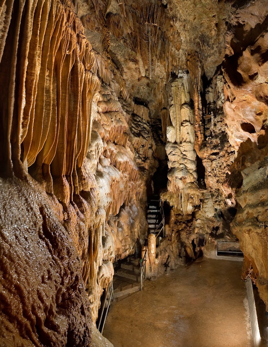 Bridal Cave & Thunder Mountain Park