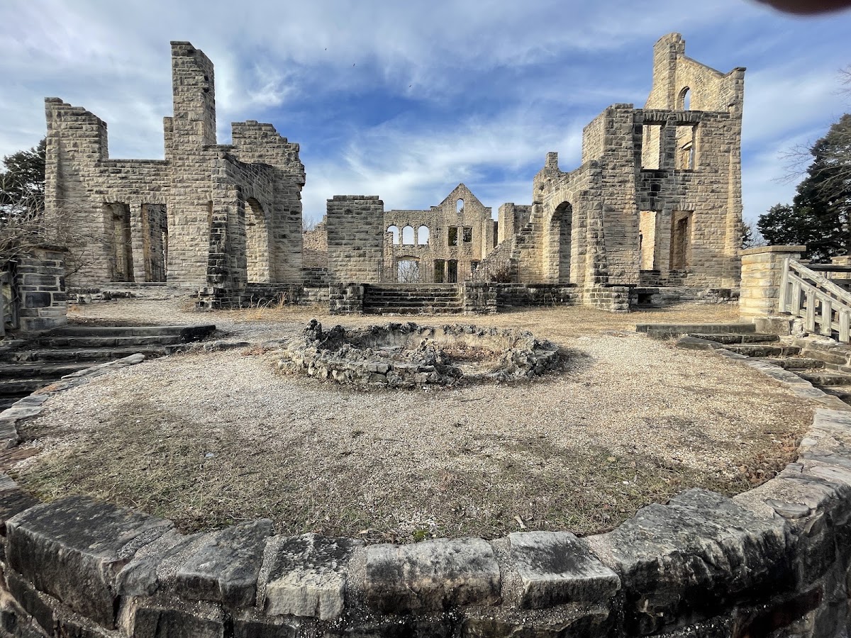Ha Ha Tonka Castle Ruins