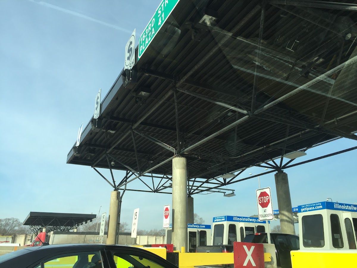 Illinois Tollway Plaza 41 Southbound
