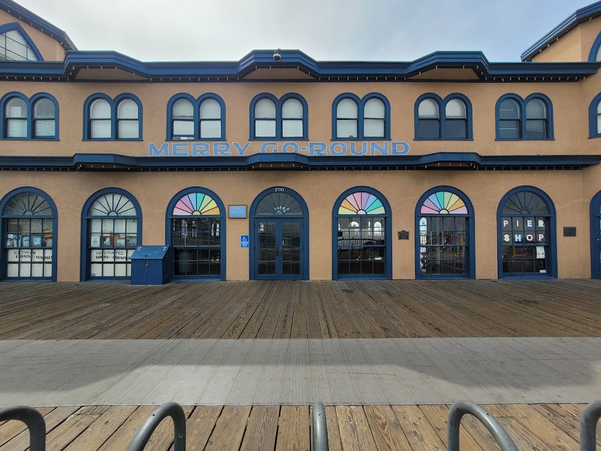 Pier Shop & Visitor Center