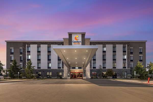 Comfort Suites Meridian and I-40
